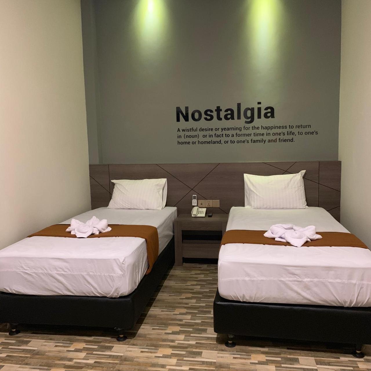 Bless Hotels Sintang Екстер'єр фото